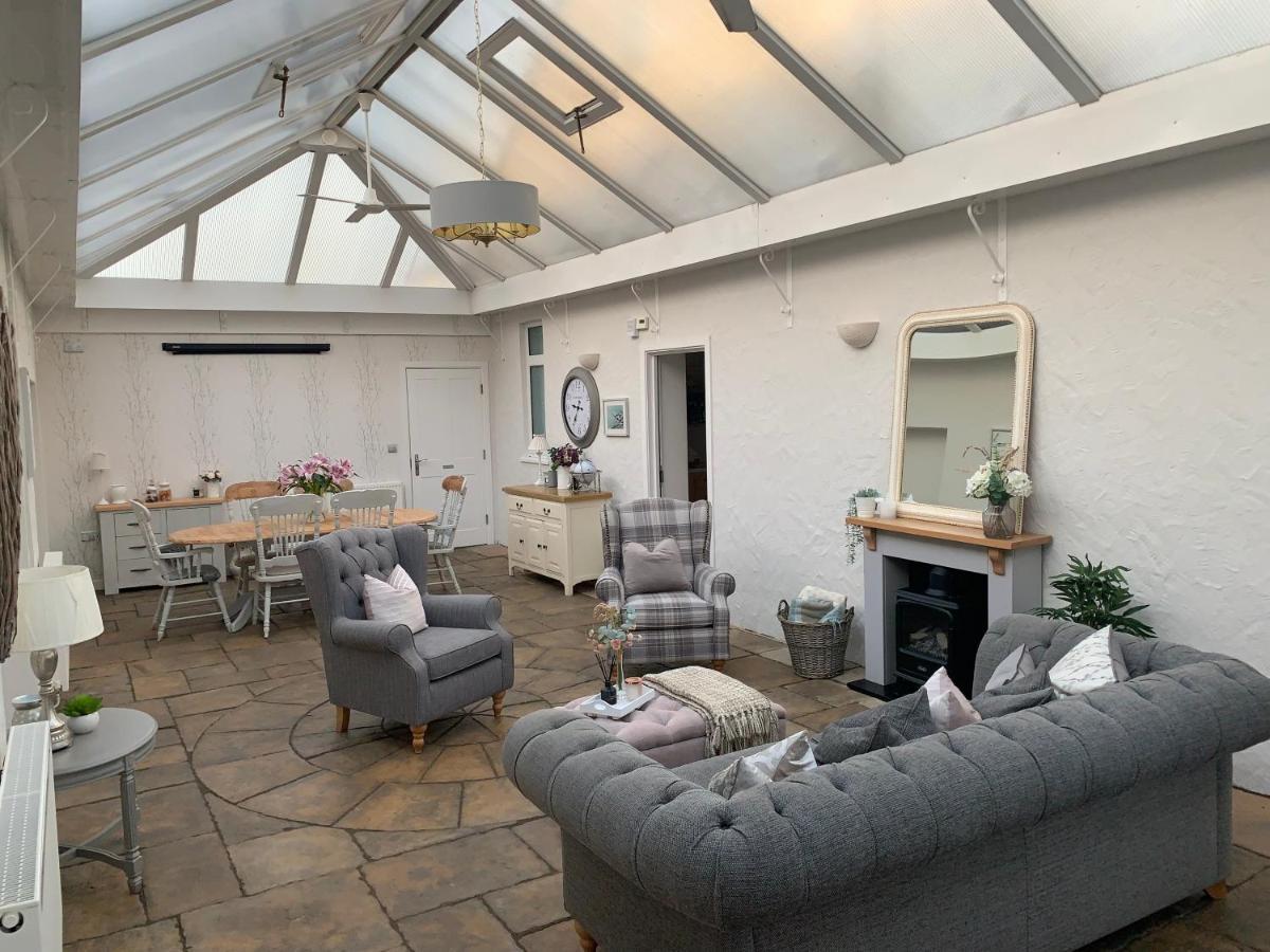 Castellor Bed & Breakfast Cemaes Exterior foto